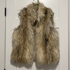 BB Dakota Fur Vest